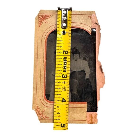 Antique 19th Century Tintype Photograph Frame Fancy Hats Victorian Women Girls - Picture 5 of 5